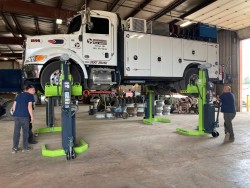 Wireless Mobile Column Lifts