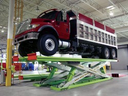 HDXL Scissor Lifts Dump Truck 1