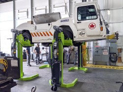 Wireless Mobile Lifts